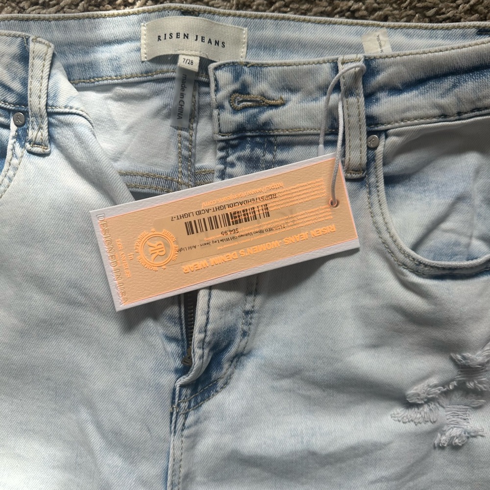 Risen - size 7 NWT jeans